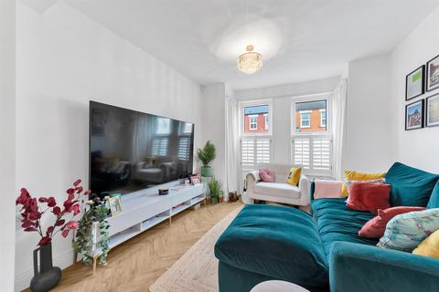 14 Bromley Crescent, Bromley, BR2 0HA