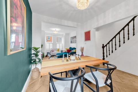 14 Bromley Crescent, Bromley, BR2 0HA