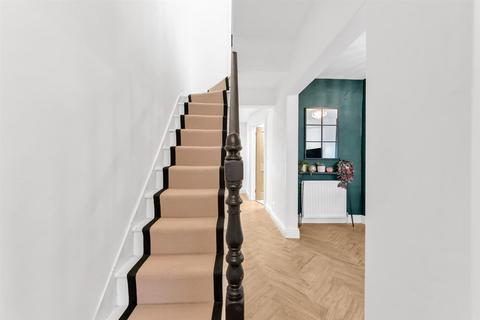 14 Bromley Crescent, Bromley, BR2 0HA