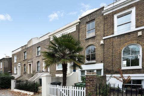 2 bedroom terraced house to rent, LARKHALL LANE, SW4