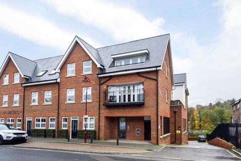 2 bedroom apartment for sale, Watling Street, Radlett