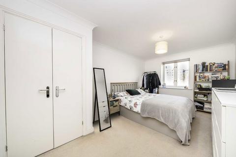 2 bedroom flat for sale, Percy Circus, London WC1X