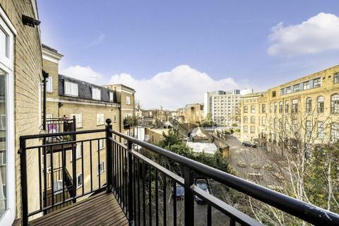 2 bedroom flat for sale, Percy Circus, London WC1X