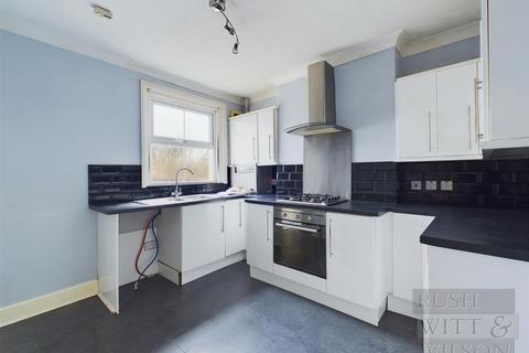 3 bedroom end of terrace house for sale, Sandown Road, Hastings