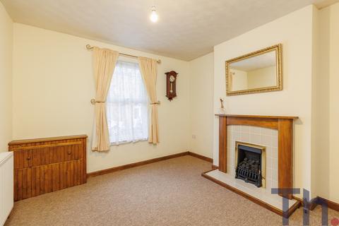 2 bedroom end of terrace house for sale, Newport PO30