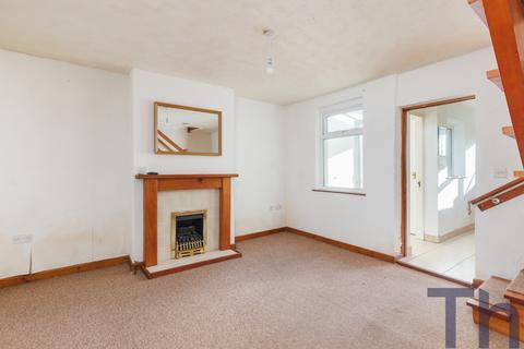 2 bedroom end of terrace house for sale, Newport PO30