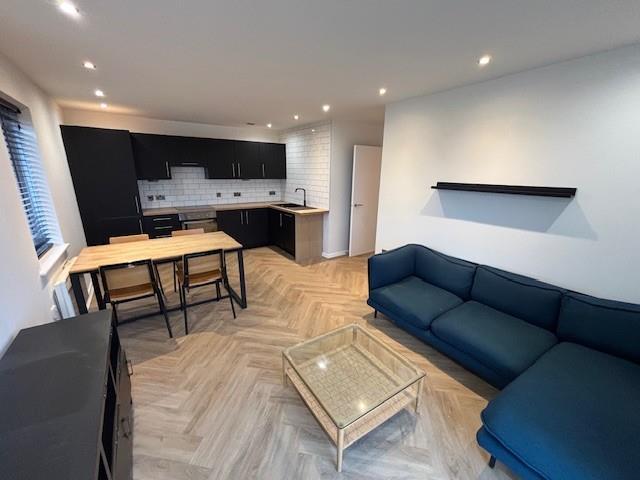Lounge Kitchen