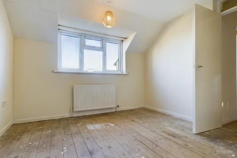 25 Fairfield Drive, Barton-upon-humber, DN18 6EP