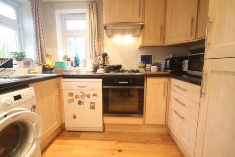 2 bedroom detached house to rent, Haslemere