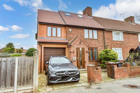 5 bedroom end of terrace house for sale, Parsloes Avenue, Dagenham, Essex