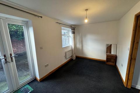 1 bedroom flat to rent, 23 Thomas Mason Close, Wolverhampton, West Midlands, WV11 3AB