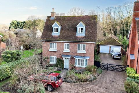 5 bedroom detached house for sale, Meadow Lane, Newmarket CB8