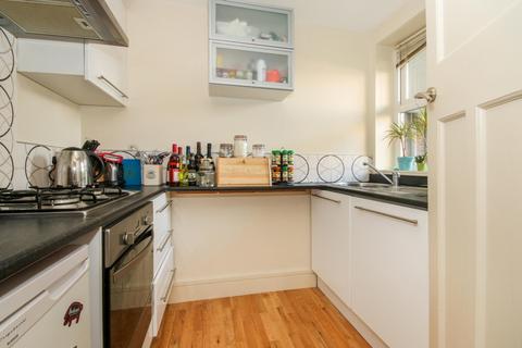 1 bedroom flat for sale, Coleman Court, Kimber Road, Southfields, SW18