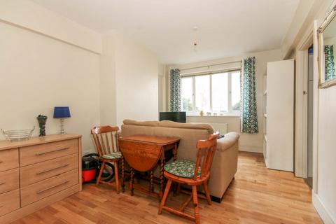 1 bedroom flat for sale, Coleman Court, Kimber Road, Southfields, SW18