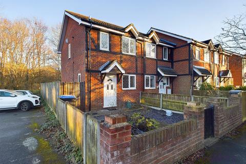 2 bedroom end of terrace house to rent, Quincy Road, Egham, Surrey, TW20