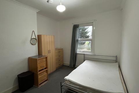 1 bedroom in a house share to rent, 46 Boundary