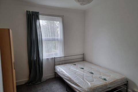 1 bedroom in a house share to rent, 46 Boundary