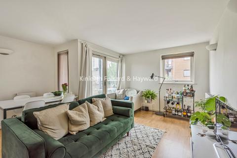 2 bedroom flat to rent, Wellington Square Islington N1