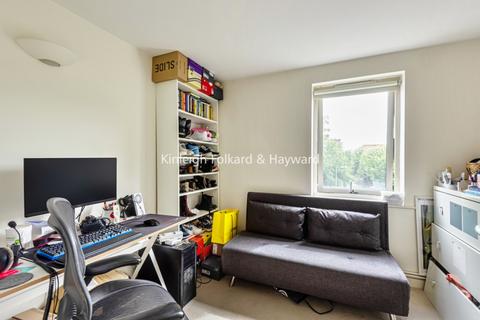 2 bedroom flat to rent, Wellington Square Islington N1