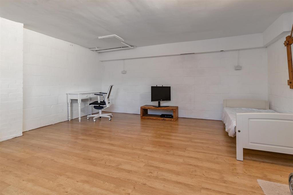 9 St Albans Road-51.jpg