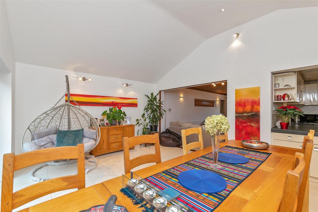 9 St Albans Road-33.jpg