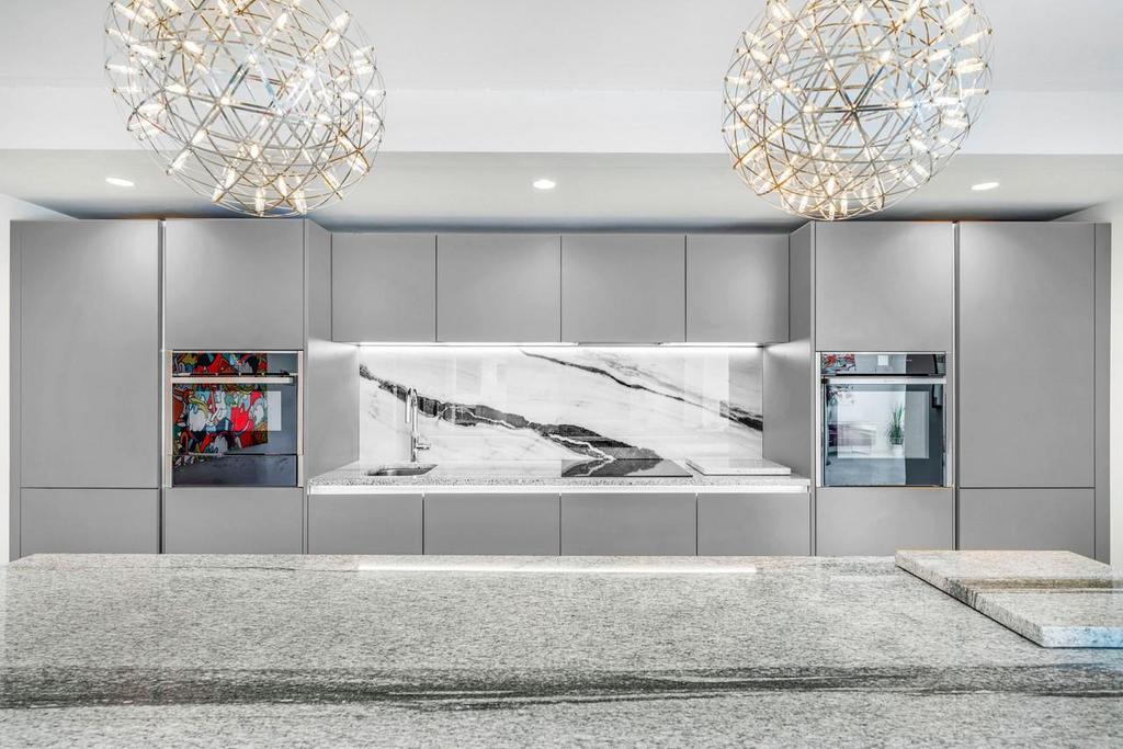 Grey kitchen 4.jpg