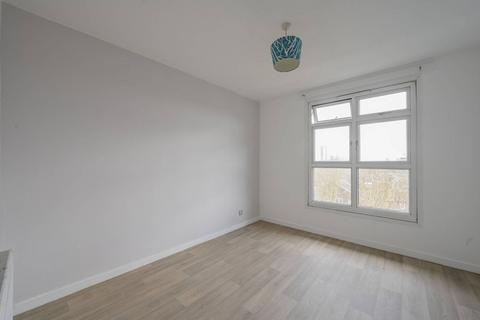 2 bedroom flat for sale, Fern Street, London E3