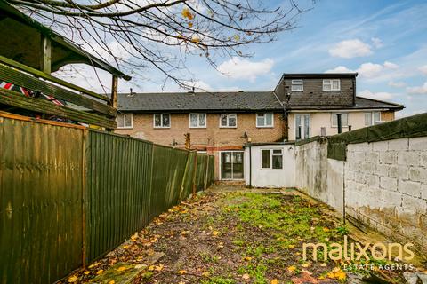 3 bedroom terraced house for sale, Mitcham CR4