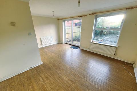 2 bedroom terraced house for sale, Surrey Close, Totton SO40