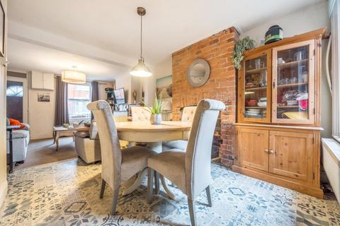 3 bedroom end of terrace house for sale, Newbury,  Berkshire,  RG14