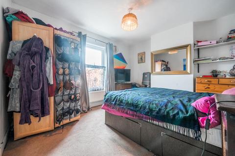 3 bedroom end of terrace house for sale, Newbury,  Berkshire,  RG14