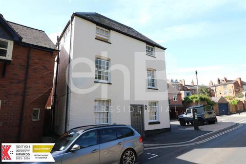 2 bedroom apartment to rent, Woodman House, Priory Road, Warwick