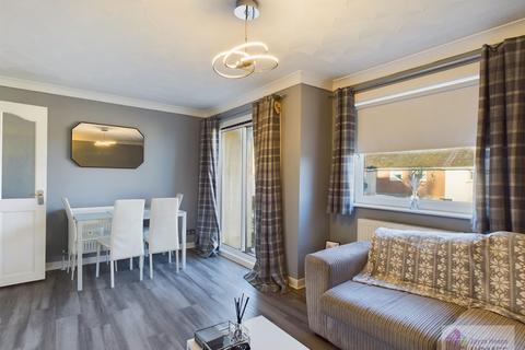 2 bedroom flat for sale, Aikman Place, East Kilbride G74