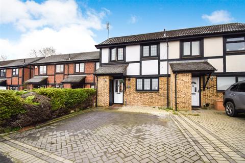 2 bedroom terraced house for sale, Morley Close, Hampshire GU46