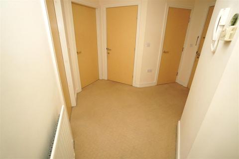 2 bedroom apartment to rent, Durrington Place, Westhoughton BL5