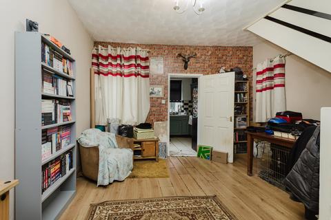 2 bedroom end of terrace house for sale, Brooke Street, Hoyland S74