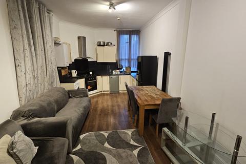 2 bedroom flat to rent, Barking Road, London, E16