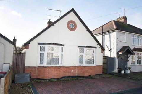 2 bedroom detached bungalow for sale, New Road, Slough