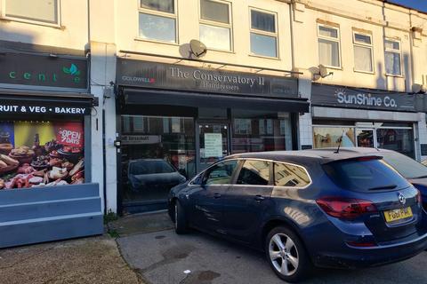 Shop to rent, Heath Park Road, Romford