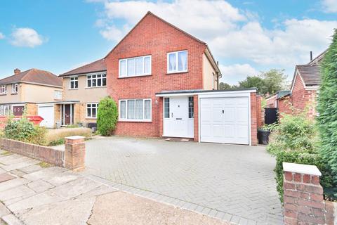 3 bedroom detached house to rent, Garside Close, Hampton