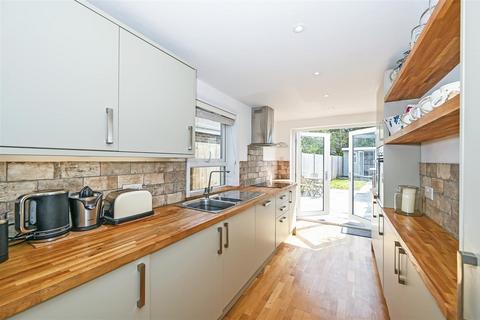 2 bedroom semi-detached house for sale, Grove Road, Chichester