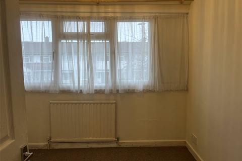 37 Tamar Way, Slough, SL3 8SY
