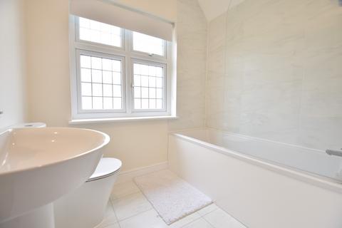 11 Whittle Drive, Luton, LU2 0FZ