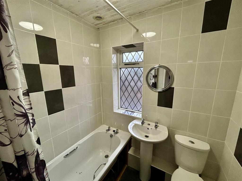 Bath.JPG