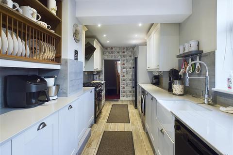 5 bedroom house for sale, Sunderland Road, South Shields