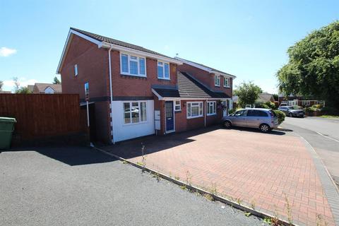 3 bedroom semi-detached house to rent, Birchwood Gardens, Whitchurch