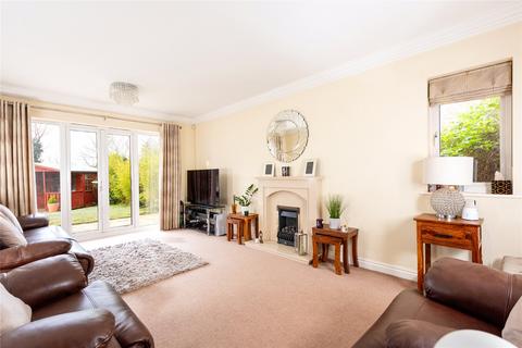 5 bedroom detached house for sale, Martlet Close, Wootton, Northampton, Northamptonshire, NN4