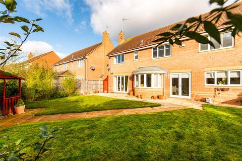 5 bedroom detached house for sale, Martlet Close, Wootton, Northampton, Northamptonshire, NN4