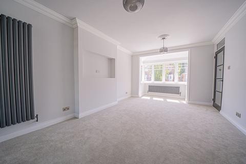 46 Chamberlain Crescent, Shirley, Solihull, B90 2DQ