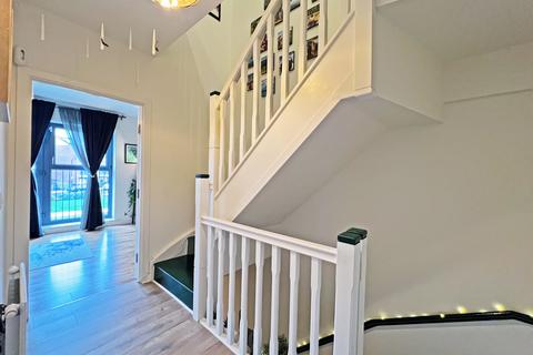 25 Isambard Road, Southall, UB2 4GN